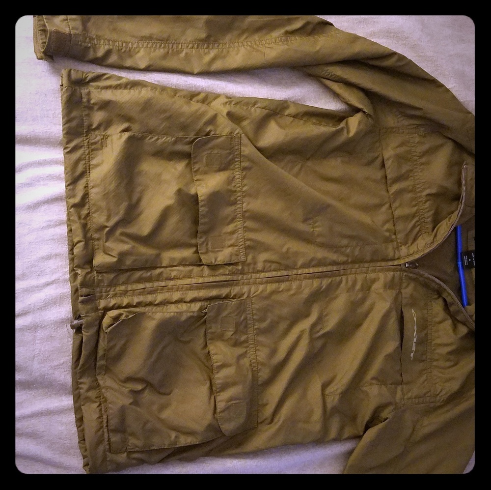 Oakley wind breaker